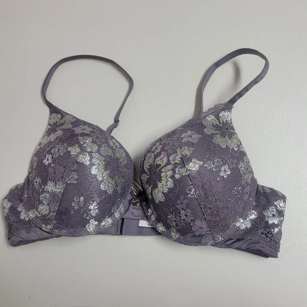 Victoria's Secret Body By Victoria Perfect Shape  Lace & Sparkle Bra Size 34C.